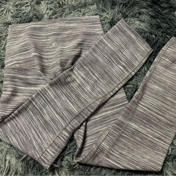 Lululemon Align Crop - Picture 2 of 3